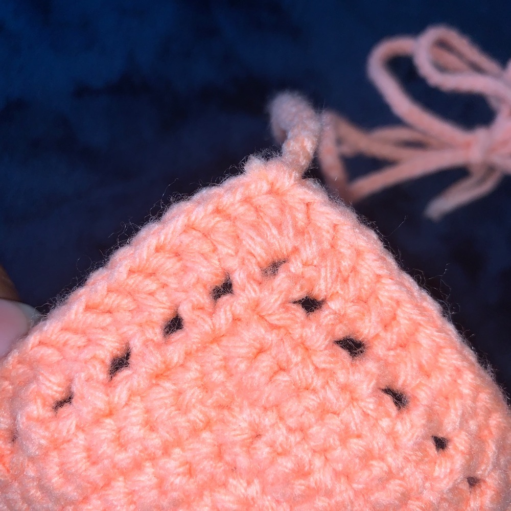 Peach 🍑 Crochet (Bikini) Top 👙 - Picture 4 of 8